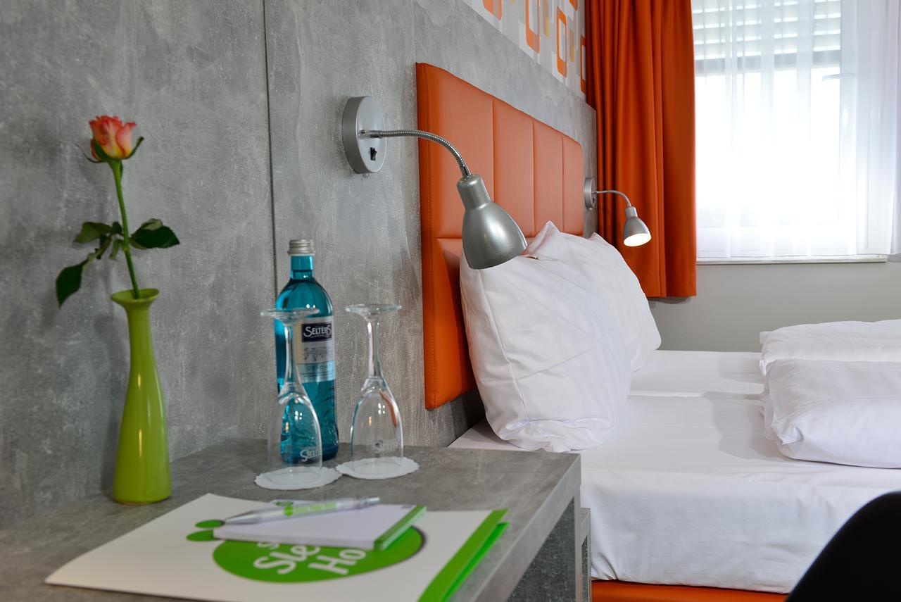 Sleepysleepy Hotel Giessen Linden Kültér fotó