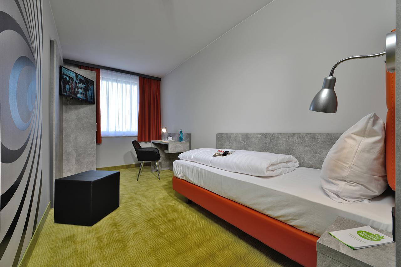 Sleepysleepy Hotel Giessen Linden Kültér fotó